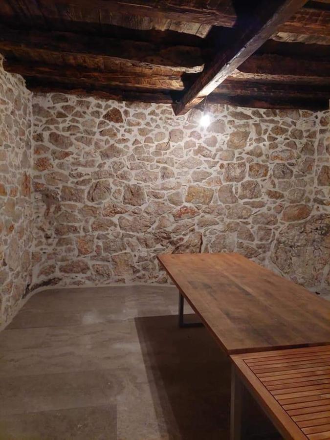 Pavlic 2 Daire Omiš Dış mekan fotoğraf
